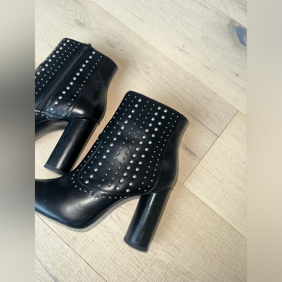 BCBG Boots - Picture 2 of 5